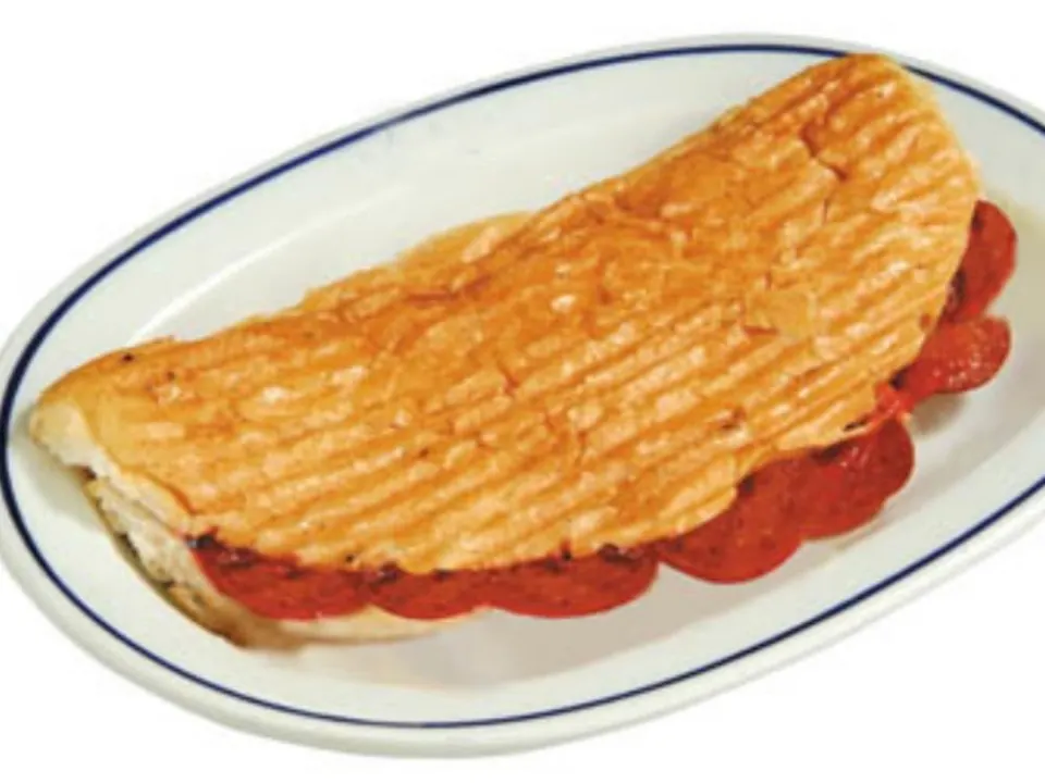Sucuklu tost
