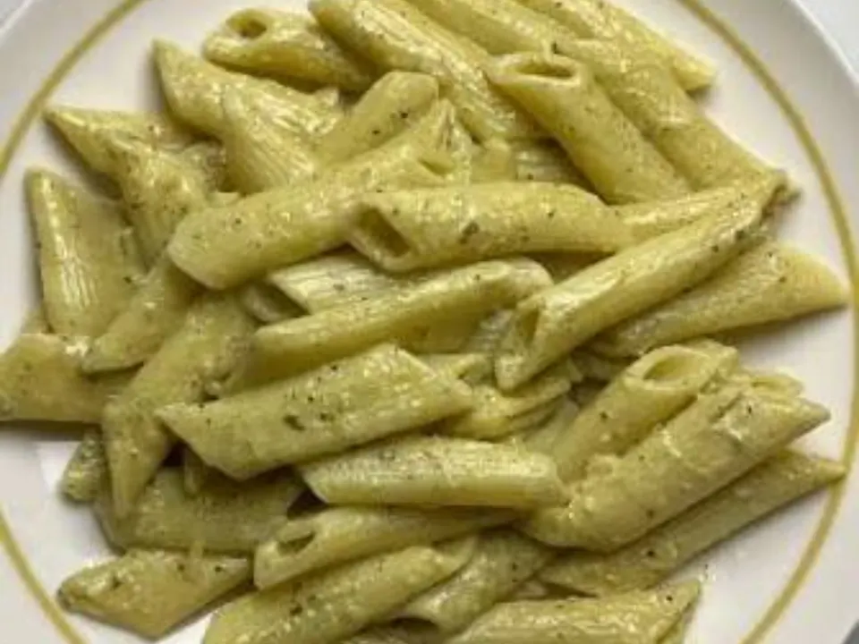 Pesto Soslu Makarna